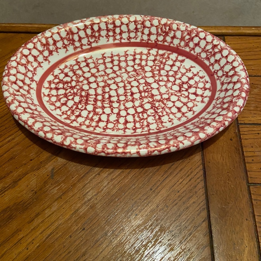 Pink dish